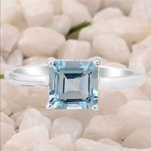 Sky blue topaz 925 ring. Sz6